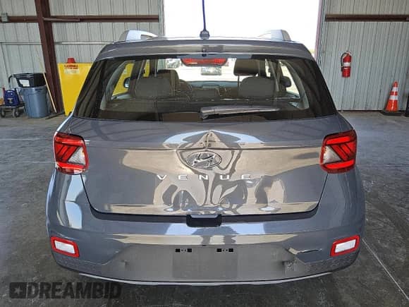 2023 Hyundai Venue SEL with VIN KMHRC8A36PU249651, listed as a Copart auction lot 76132964 with 37,492 mi miles and Clean title. Bid and sale history available at DreamBid. Image 6.