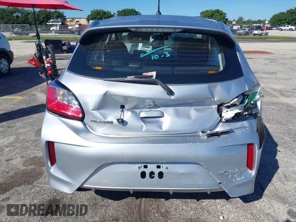 ✅ 2024 Mitsubishi Mirage ES • VIN: ML32AUHJ0RH027968 • Lot: 43423865. Wystawiony na IAAI z przebiegiem 9 956 mil. Bezpłatny archiwum sprzedaży aukcyjnych z USA i szczegółowy raport historii pojazdu na DreamBid. Zdjęcie 6.