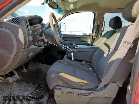 ✅ 2013 Chevrolet Silverado 2500HD LT • VIN: 1GC1KXCG5DF210693 • Lot: 84281375. Listed on Copart with 215,034 mi. Free auction sales archive from the USA and detailed vehicle history report at DreamBid. Image 7.