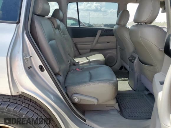 ✅ 2009 Toyota Highlander • VIN: JTEDA41A092007041 • Lot: 85277585. Listed on Copart with Not provided. Free auction sales archive from the USA and detailed vehicle history report at DreamBid. Image 11.