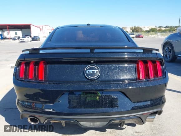 ✅ 2017 Ford Mustang GT Premium • VIN: 1FA6P8CF7H5217439 • Lot: 43650567. Wystawiony na IAAI z przebiegiem 50 071 mil. Bezpłatny archiwum sprzedaży aukcyjnych z USA i szczegółowy raport historii pojazdu na DreamBid. Zdjęcie 16.