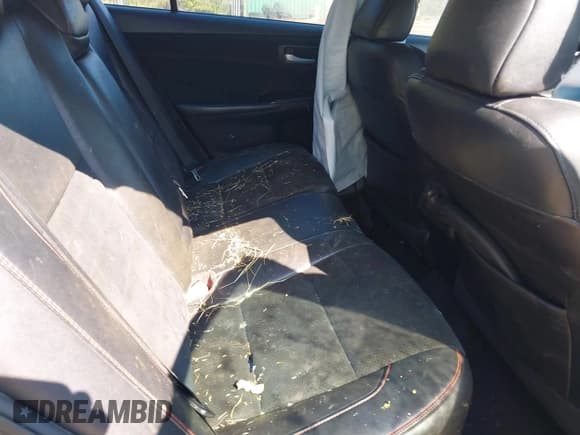 ✅ 2015 Toyota Camry XSE • VIN: 4T1BK1FK0FU568084 • Лот: 43149652. Опубликован ранее на IAAI с пробегом 326 754 миль. Бесплатный доступ к архиву аукционных продаж из США и подробный отчёт об истории автомобиля на DreamBid. Изображение 8.