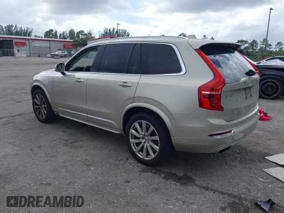 ✅ 2016 Volvo XC90 T6 Inscription • VIN: YV4A22PL0G1094988 • Lot: 43365812. Listed on IAAI with 49,562 mi. Free auction sales archive from the USA and detailed vehicle history report at DreamBid. Image 3.