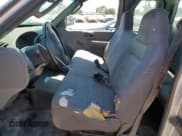 ✅ 2004 Ford F-150 XL • VIN: 2FTRX17W84CA55796 • Лот: 69325065. Опубликован ранее на Copart с пробегом 374 888 миль. Бесплатный доступ к архиву аукционных продаж из США и подробный отчёт об истории автомобиля на DreamBid. Изображение 7.