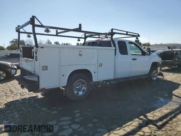 ✅ 2011 Chevrolet Silverado 2500HD Work Truck • VIN: 1GB2CVCG0BZ282715 • Лот: 86887185. Опубликован ранее на Copart с пробегом 192 424 миль. Бесплатный доступ к архиву аукционных продаж из США и подробный отчёт об истории автомобиля на DreamBid. Изображение 3.