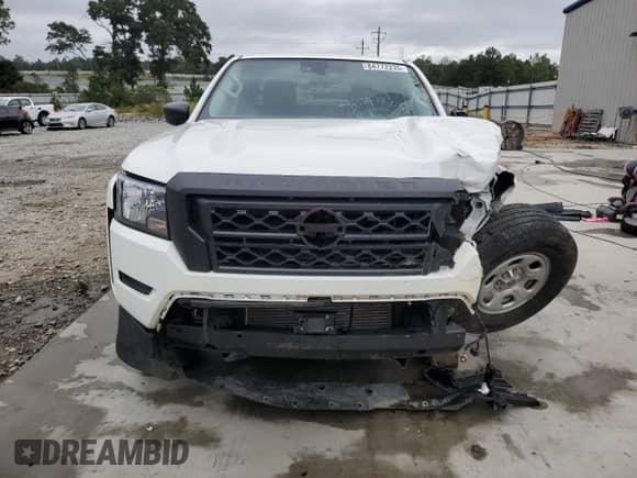 2024 Nissan Frontier SV with VIN 1N6ED1EJ0RN647898, listed as a Copart auction lot 84772235 with 22,240 mi miles and Salvage title. Bid and sale history available at DreamBid. Image 5.