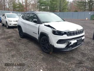 ✅ 2022 Jeep Compass Latitude • VIN: 3C4NJDBB5NT184919 • Лот: 41044815. Опубликован ранее на IAAI с пробегом 17 654 миль. Бесплатный доступ к архиву аукционных продаж из США и подробный отчёт об истории автомобиля на DreamBid. Изображение 1.