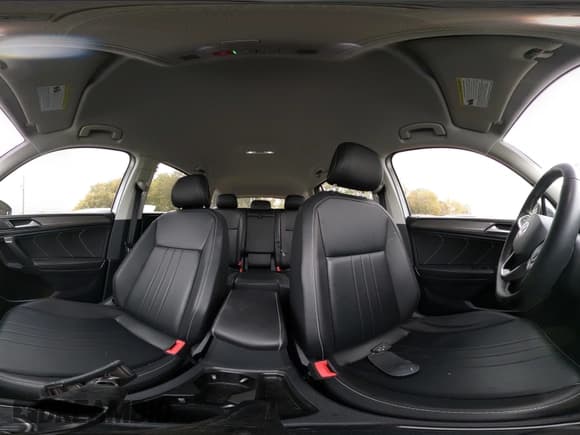 ✅ 2022 Volkswagen Tiguan SE • VIN: 3VV3B7AXXNM091893 • Lot: 43547703. Listed on IAAI with 71,483 mi. Free auction sales archive from the USA and detailed vehicle history report at DreamBid. Image 19.