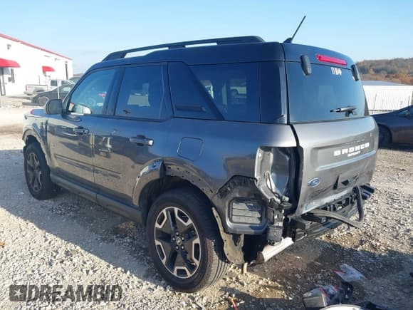 ✅ 2021 Ford Bronco Sport Outer Banks • VIN: 3FMCR9C62MRA99705 • Lot: 43709078. Listed on IAAI with 45,351 mi. Free auction sales archive from the USA and detailed vehicle history report at DreamBid. Image 3.