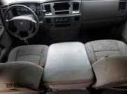 ✅ 2007 Dodge 1500 SLT • VIN: 1D7HA18P77S131888 • Лот: 80204354. Опубликован ранее на Copart с пробегом 271 610 миль. Бесплатный доступ к архиву аукционных продаж из США и подробный отчёт об истории автомобиля на DreamBid. Изображение 8.