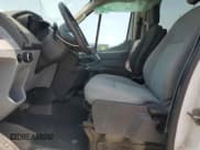 ✅ 2016 Ford Transit XL • VIN: 1FBAX2CM0GKB10477 • Lot: 60103815. Wystawiony na Copart z przebiegiem 62 948 mil. Bezpłatny archiwum sprzedaży aukcyjnych z USA i szczegółowy raport historii pojazdu na DreamBid. Zdjęcie 7.