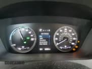 ✅ 2017 Hyundai Sonata SE • VIN: KMHE24L13HA057998 • Lot: 70349042. Listed on Copart with 88,385 mi. Free auction sales archive from the USA and detailed vehicle history report at DreamBid. Image 9.