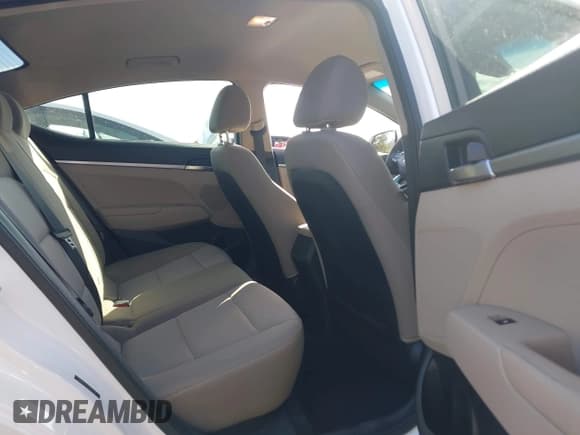 ✅ 2020 Hyundai Elantra SE • VIN: 5NPD74LF1LH557138 • Lot: 43419392. Listed on IAAI with 47,099 mi. Free auction sales archive from the USA and detailed vehicle history report at DreamBid. Image 8.