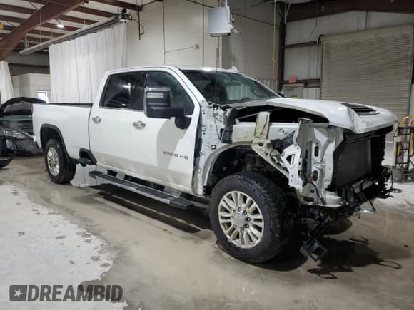 ✅ 2022 Chevrolet Silverado 2500HD High Country • VIN: 1GC4YRE78NF227588 • Лот: 84232915. Опубликован ранее на Copart с пробегом 52 694 миль. Бесплатный доступ к архиву аукционных продаж из США и подробный отчёт об истории автомобиля на DreamBid. Изображение 4.