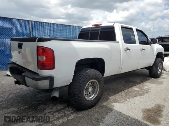 ✅ 2008 Chevrolet Silverado 2500HD 1LT • VIN: 1GCHC23678F194900 • Lot: 65192205. Wystawiony na Copart z przebiegiem 53 049 mil. Bezpłatny archiwum sprzedaży aukcyjnych z USA i szczegółowy raport historii pojazdu na DreamBid. Zdjęcie 3.