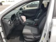 ✅ 2020 Hyundai Kona SEL • VIN: KM8K22AA9LU557763 • Лот: 62048093. Опубликован ранее на Copart с пробегом 18 483 миль. Бесплатный доступ к архиву аукционных продаж из США и подробный отчёт об истории автомобиля на DreamBid. Изображение 7.