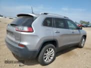 ✅ 2019 Jeep Cherokee Latitude • VIN: 1C4PJLCB8KD246994 • Лот: 63830495. Опубликован ранее на Copart с пробегом 132 627 миль. Бесплатный доступ к архиву аукционных продаж из США и подробный отчёт об истории автомобиля на DreamBid. Изображение 3.