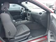 ✅ 2010 Dodge Challenger SE • VIN: 2B3CJ4DV5AH141118 • Lot: 41761967. Wystawiony na IAAI z przebiegiem 121 798 mil. Bezpłatny archiwum sprzedaży aukcyjnych z USA i szczegółowy raport historii pojazdu na DreamBid. Zdjęcie 5.