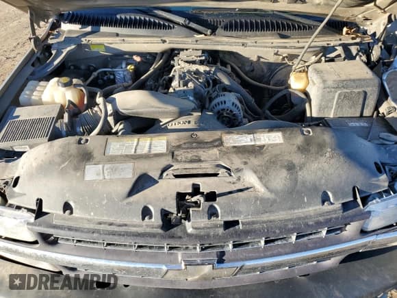 ✅ 2001 Chevrolet Silverado 1500 • VIN: 1GCEC19T21Z194382 • Лот: 88863615. Опубликован ранее на Copart с пробегом 155 055 миль. Бесплатный доступ к архиву аукционных продаж из США и подробный отчёт об истории автомобиля на DreamBid. Изображение 12.