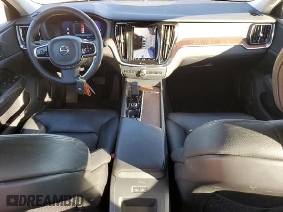 ✅ 2024 Volvo S60 Plus Dark Theme • VIN: 7JRL12FL6RG306830 • Lot: 91081155. Listed on Copart with 46,792 mi. Free auction sales archive from the USA and detailed vehicle history report at DreamBid. Image 8.