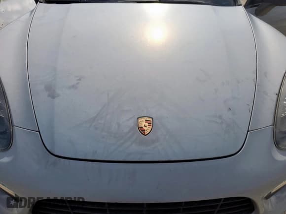 ✅ 2014 Porsche Cayenne GTS • VIN: WP1AD2A2XELA77287 • Lot: 69069815. Listed on Copart with 125,138 mi. Free auction sales archive from the USA and detailed vehicle history report at DreamBid. Image 12.