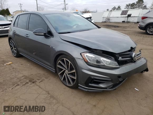 ✅ 2018 Volkswagen Golf R • VIN: WVWWF7AU0JW087092 • Lot: 49092895. Listed on Copart with 56,730 mi. Free auction sales archive from the USA and detailed vehicle history report at DreamBid. Image 4.