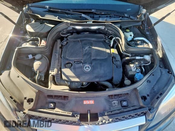 ✅ 2014 Mercedes-Benz GLK 350 • VIN: WDCGG5HBXEG199855 • Lot: 90896365. Listed on Copart with 52,530 mi. Free auction sales archive from the USA and detailed vehicle history report at DreamBid. Image 12.