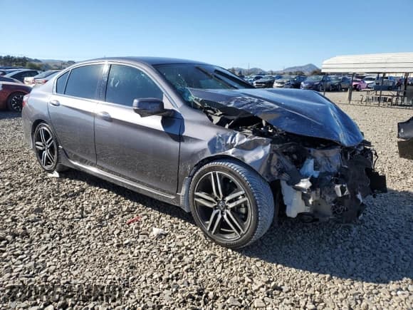 ✅ 2017 Honda Accord Touring • VIN: 1HGCR3F96HA030282 • Лот: 90674795. Опубликован ранее на Copart с пробегом 74 573 миль. Бесплатный доступ к архиву аукционных продаж из США и подробный отчёт об истории автомобиля на DreamBid. Изображение 4.