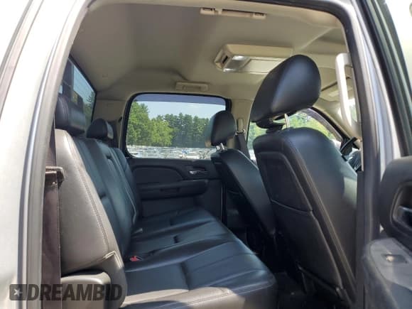 ✅ 2013 Chevrolet Silverado 2500HD LTZ • VIN: 1GC1KYEG0DF235231 • Lot: 67892905. Listed on Copart with 189,373 mi. Free auction sales archive from the USA and detailed vehicle history report at DreamBid. Image 10.