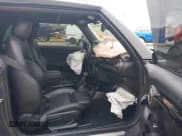 ✅ 2017 MINI Convertible Cooper S • VIN: WMWWG9C5XH3C22847 • Lot: 41940809. Wystawiony na IAAI z przebiegiem Nie podano. Bezpłatny archiwum sprzedaży aukcyjnych z USA i szczegółowy raport historii pojazdu na DreamBid. Zdjęcie 5.