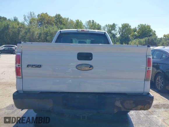 ✅ 2012 Ford F-150 XL • VIN: 1FTFX1ET6CFB57032 • Лот: 43281023. Опубликован ранее на IAAI с пробегом 180 536 миль. Бесплатный доступ к архиву аукционных продаж из США и подробный отчёт об истории автомобиля на DreamBid. Изображение 16.