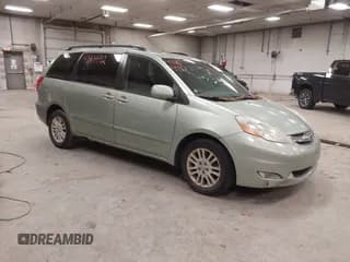 ✅ 2008 Toyota Sienna XLE • VIN: 5TDBK22C68S017979 • Lot: 43864442. Listed on IAAI with 181,517 mi. Free auction sales archive from the USA and detailed vehicle history report at DreamBid. Image 1.