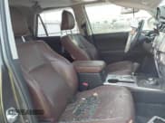 ✅ 2020 Toyota 4Runner SR5 Premium • VIN: JTEBU5JR1L5782044 • Lot: 43218551. Wystawiony na IAAI z przebiegiem 114 688 mil. Bezpłatny archiwum sprzedaży aukcyjnych z USA i szczegółowy raport historii pojazdu na DreamBid. Zdjęcie 5.