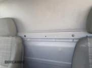 ✅ 2016 Mercedes-Benz Sprinter Cargo • VIN: WD3PE7DD9GP258454 • Lot: 66236155. Wystawiony na Copart z przebiegiem 161 612 mil. Bezpłatny archiwum sprzedaży aukcyjnych z USA i szczegółowy raport historii pojazdu na DreamBid. Zdjęcie 10.