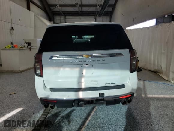 ✅ 2023 Chevrolet Suburban Premier • VIN: 1GNSCFKD2PR344574 • Lot: 86232995. Wystawiony na Copart z przebiegiem Nie podano. Bezpłatny archiwum sprzedaży aukcyjnych z USA i szczegółowy raport historii pojazdu na DreamBid. Zdjęcie 6.