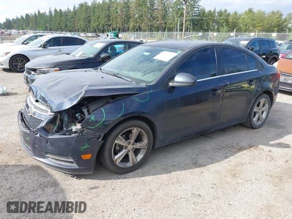 ✅ 2014 Chevrolet Cruze 2LT • VIN: 1G1PE5SBXE7380077 • Lot: 43012675. Listed on IAAI with 152,558 mi. Free auction sales archive from the USA and detailed vehicle history report at DreamBid. Image 2.