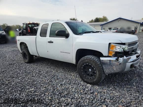 2013 Chevrolet Silverado 1500 LT с VIN 1GCRKSE79DZ291425, выставлен на аукционе Copart как лот 86638655 с пробегом 187 236 миль миль и Списание • Salvage title. История ставок и продаж доступна на DreamBid. Изображение 4.