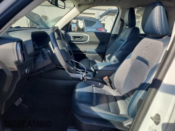 ✅ 2021 Ford Bronco Sport Outer Banks • VIN: 3FMCR9C66MRA92675 • Lot: 82110535. Listed on Copart with 45,911 mi. Free auction sales archive from the USA and detailed vehicle history report at DreamBid. Image 7.