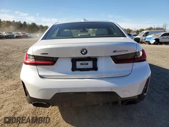 ✅ 2023 BMW 3 Series M340i xDrive • VIN: 3MW49FF02P8D12366 • Lot: 90331295. Listed on Copart with 27,075 mi. Free auction sales archive from the USA and detailed vehicle history report at DreamBid. Image 6.