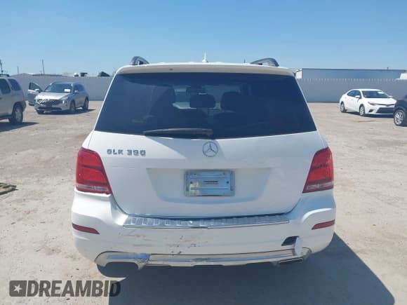 ✅ 2014 Mercedes-Benz GLK 350 • VIN: WDCGG5HB5EG285333 • Lot: 43130476. Listed on IAAI with 95,332 mi. Free auction sales archive from the USA and detailed vehicle history report at DreamBid. Image 16.