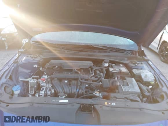 2024 Hyundai Elantra Limited with VIN KMHLP4DG8RU836356, listed as a IAAI auction lot 43590395 with 23,107 mi miles and . Bid and sale history available at DreamBid. Image 10.