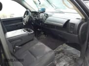 ✅ 2011 GMC Sierra 1500 SLE • VIN: 1GTR1VE02BZ118754 • Lot: 42216895. Wystawiony na IAAI z przebiegiem 157 934 mil. Bezpłatny archiwum sprzedaży aukcyjnych z USA i szczegółowy raport historii pojazdu na DreamBid. Zdjęcie 5.