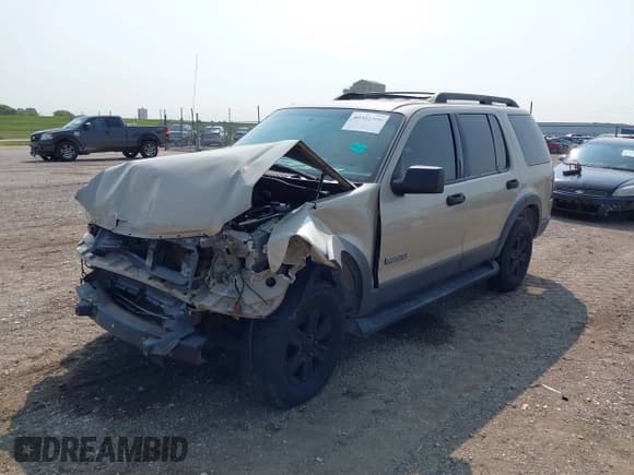 ✅ 2006 Ford Explorer XLT • VIN: 1FMEU738X6UA54701 • Лот: 40302306. Опубликован ранее на IAAI с пробегом 194 747 миль. Бесплатный доступ к архиву аукционных продаж из США и подробный отчёт об истории автомобиля на DreamBid. Изображение 2.