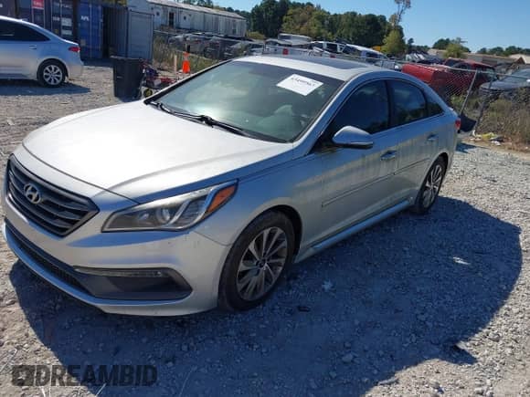 2016 Hyundai Sonata Sport с VIN 5NPE34AF2GH373643, выставлен на аукционе IAAI как лот 43499563 с пробегом 90 640 миль миль и . История ставок и продаж доступна на DreamBid. Изображение 2.