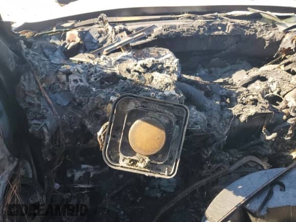 2009 Hyundai Azera Limited с VIN KMHFC46F89A380700, выставлен на аукционе Copart как лот 48611085 с пробегом Не указан миль и Списание • Salvage title. История ставок и продаж доступна на DreamBid. Изображение 9.