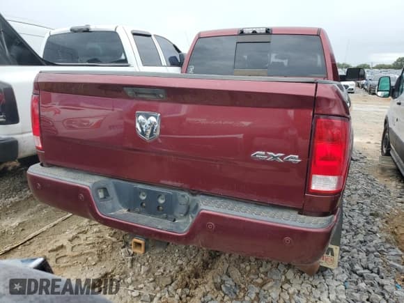 ✅ 2018 Ram 2500 Big Horn • VIN: 3C6UR5MJ2JG169982 • Lot: 85539225. Wystawiony na Copart z przebiegiem 172 979 mil. Bezpłatny archiwum sprzedaży aukcyjnych z USA i szczegółowy raport historii pojazdu na DreamBid. Zdjęcie 6.
