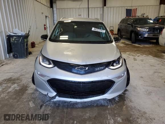 2019 Chevrolet Bolt EV Premier z VIN 1G1FZ6S08K4129236, wystawiony jako Copart lot #80322263 z przebiegiem Nie podano mil oraz . Historia ofert i sprzedaży dostępna na DreamBid. Obrazek 5.