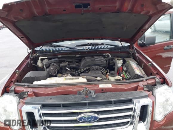 ✅ 2009 Ford Explorer Sport Trac XLT • VIN: 1FMEU51E89UA27241 • Lot: 43700554. Listed on IAAI with 176,305 mi. Free auction sales archive from the USA and detailed vehicle history report at DreamBid. Image 10.