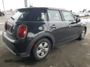 ✅ 2022 MINI Hardtop 4 Door Cooper • VIN: WMW33DK04N2P59705 • Лот: 44450745. Опубликован ранее на Copart с пробегом 26 803 миль. Бесплатный доступ к архиву аукционных продаж из США и подробный отчёт об истории автомобиля на DreamBid. Изображение 3.