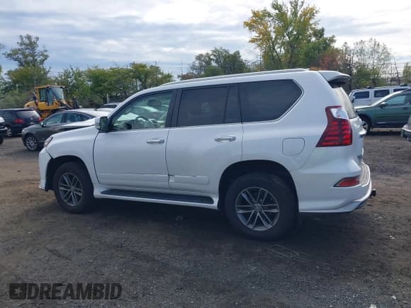 ✅ 2018 Lexus GX 460 Luxury • VIN: JTJJM7FX6J5194492 • Lot: 43454206. Wystawiony na IAAI z przebiegiem 76 456 mil. Bezpłatny archiwum sprzedaży aukcyjnych z USA i szczegółowy raport historii pojazdu na DreamBid. Zdjęcie 14.